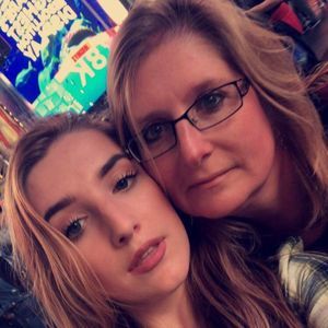 Meet your Posher, Kelly